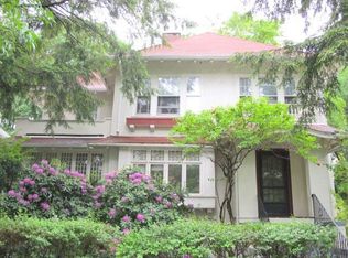 70 Columbia St #1, Brookline, MA 02446