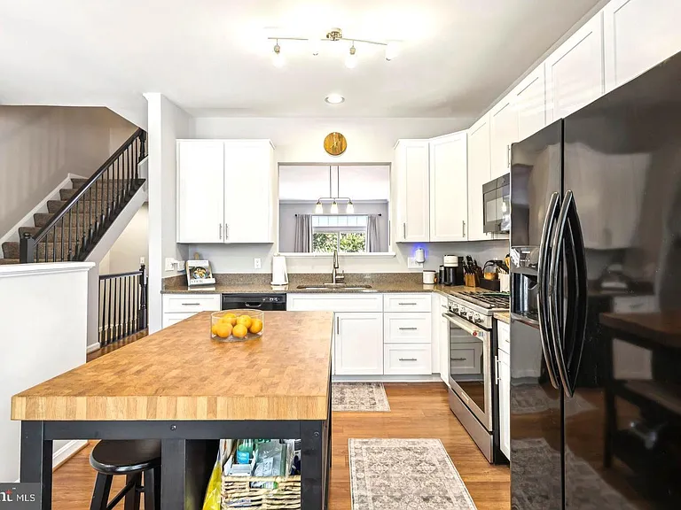 506 Torbert Loop — Photo 8
