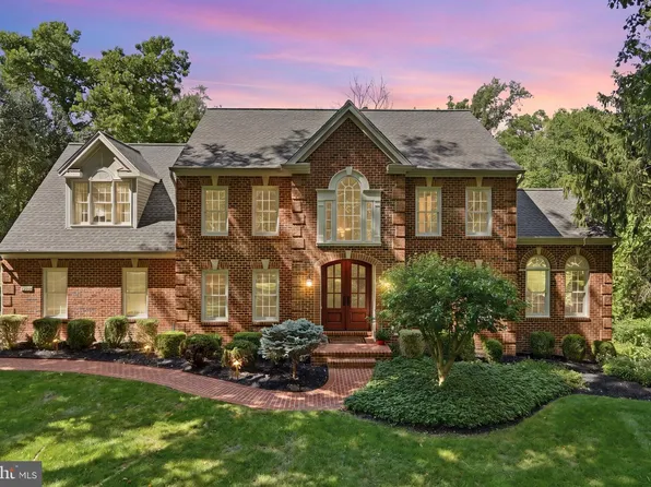 13910 Shelter Manor Dr, Haymarket, VA 20169