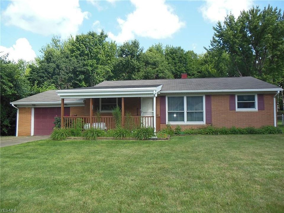 1st image of 379 Kim Dr