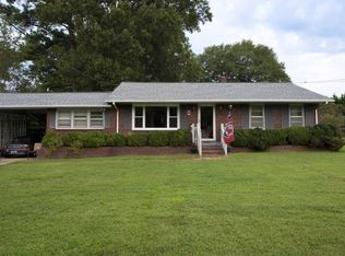 373 Twin Lakes Rd, Rock Hill, SC 29732