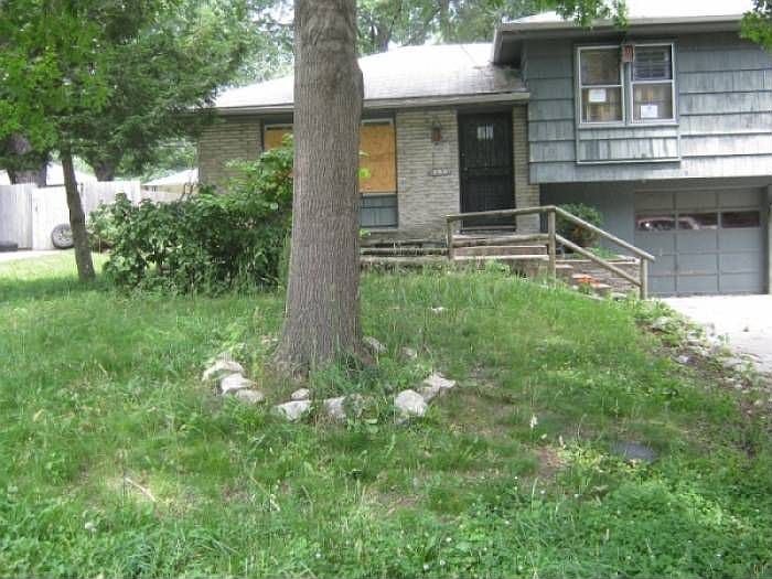 1st image of 8000 E 92nd St