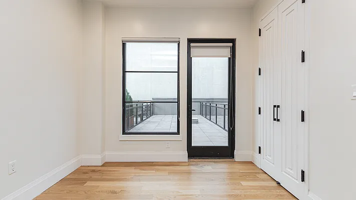 Rented by Nooklyn NYC LLC | media 4