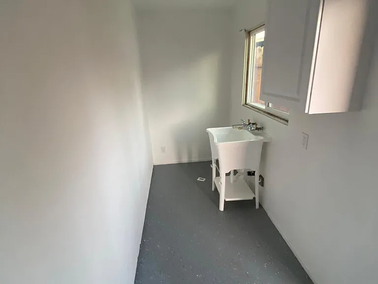 3459 Central Ave — Photo 9