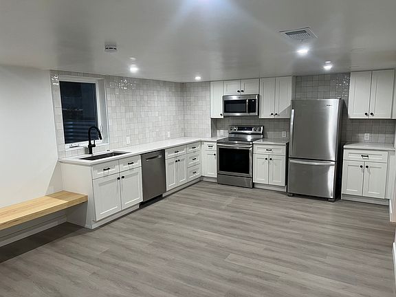 2nd image of 2817 S Ray St #B