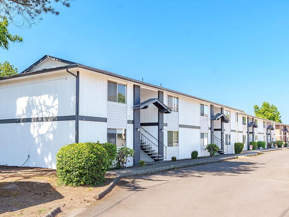 Chandele Apartments