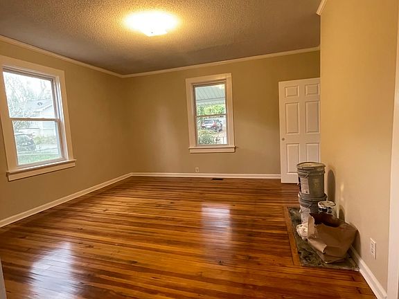 5th image of 26 Ross St