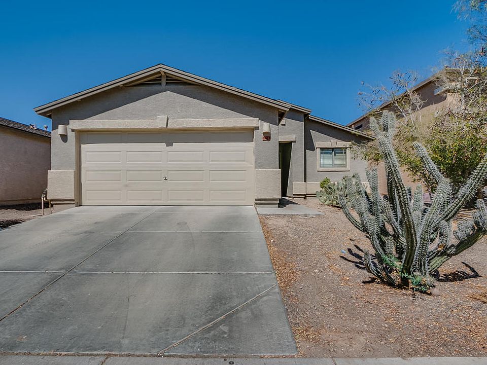 1st image of 30662 N Honeysuckle Dr