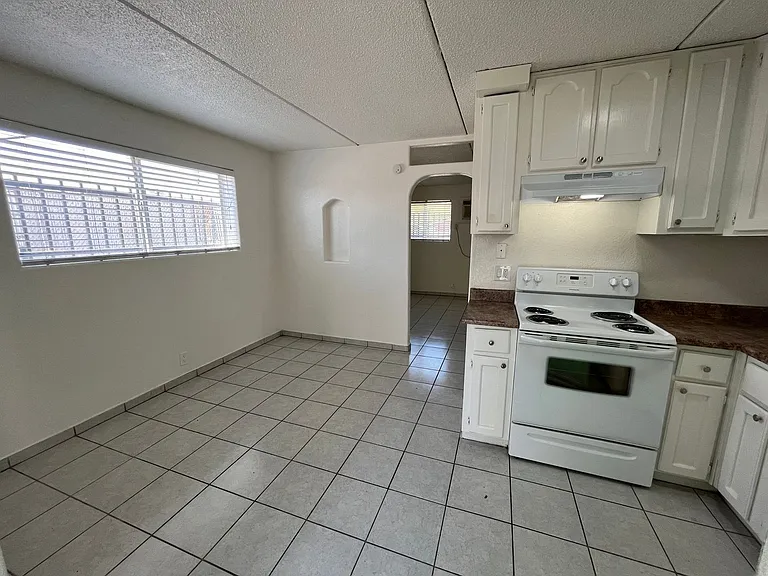 769 E. Pierce St. — Photo 3