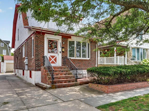 248 Beach 131st Street, Belle Harbor, NY 11694