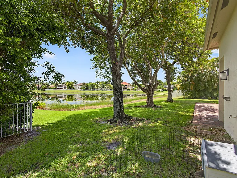 4693 Sugar Beach Way — Photo 57