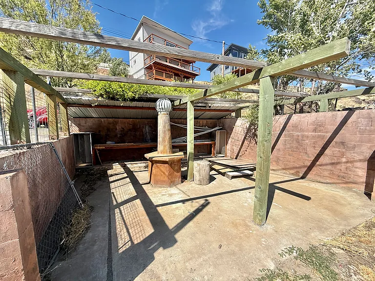 376 Fallbridge Rd — Photo 18
