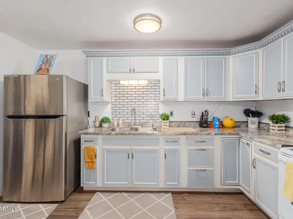 6720 W CYPRESS Street, Phoenix, AZ 85035