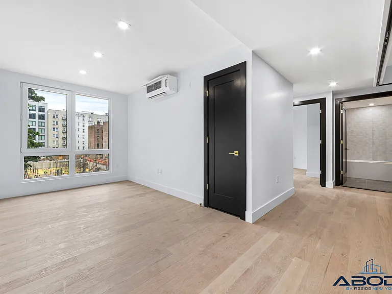 154 Lenox Rd #4L — Photo 8
