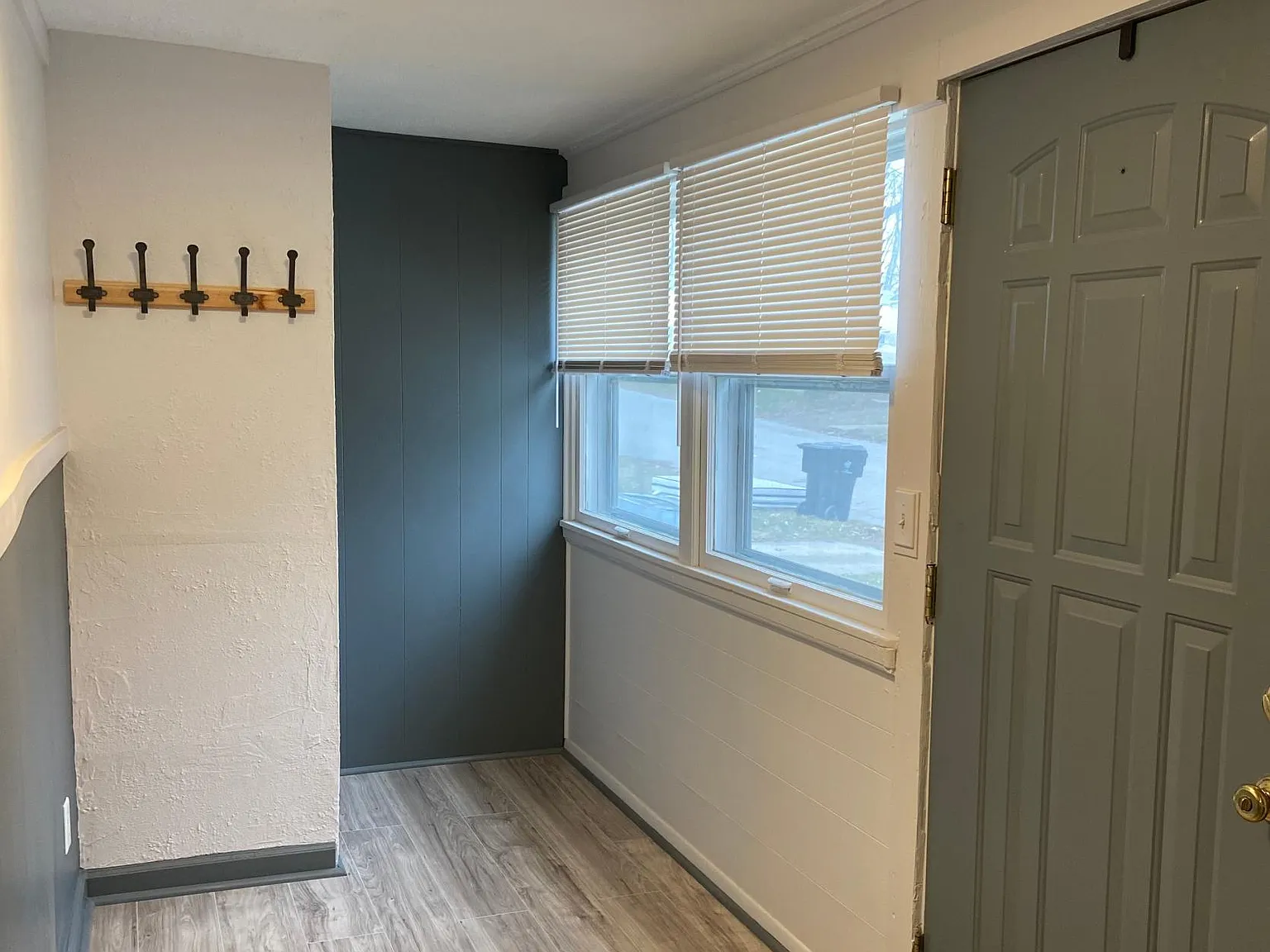 2 bed, 888 sqft, $1,450 — Photo 2