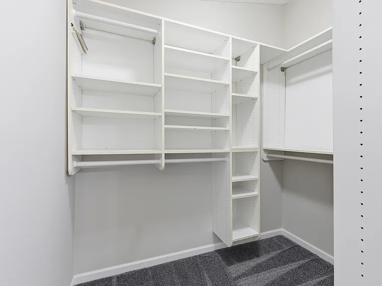 primary suite closet