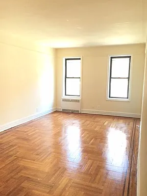 Rented by Whitestone Realty Group Inc | media 23