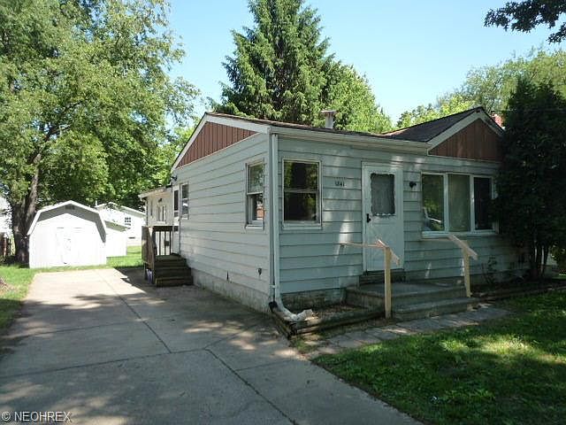 1st image of 1841 Olympic St
