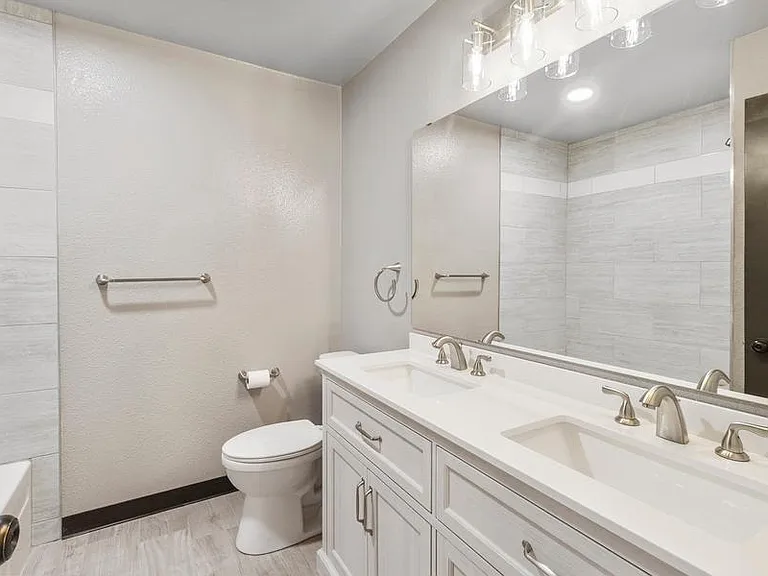 The Hideaway at University Place — Photo 19