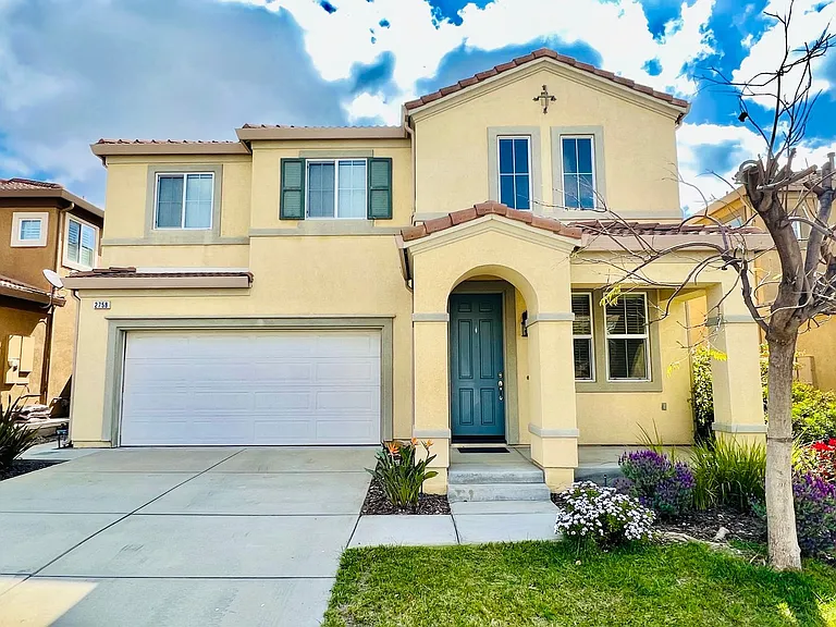 2758 Lavender St — Photo 11