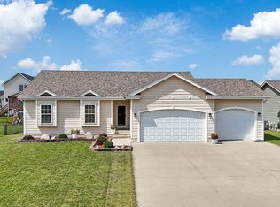 1716 NW Gabus Dr, Grimes, IA 50111