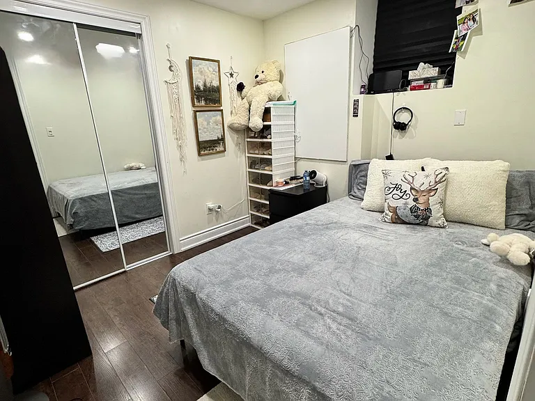 120 Viceroy Cres #2 — Photo 11