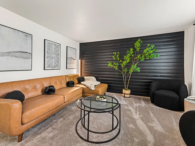 Monterey Apartments — Photo 7