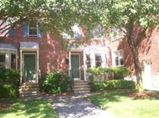 35 Lenglen Rd, Newton, MA 02458