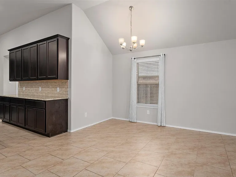 5210 Adria Hills Cir — Photo 10