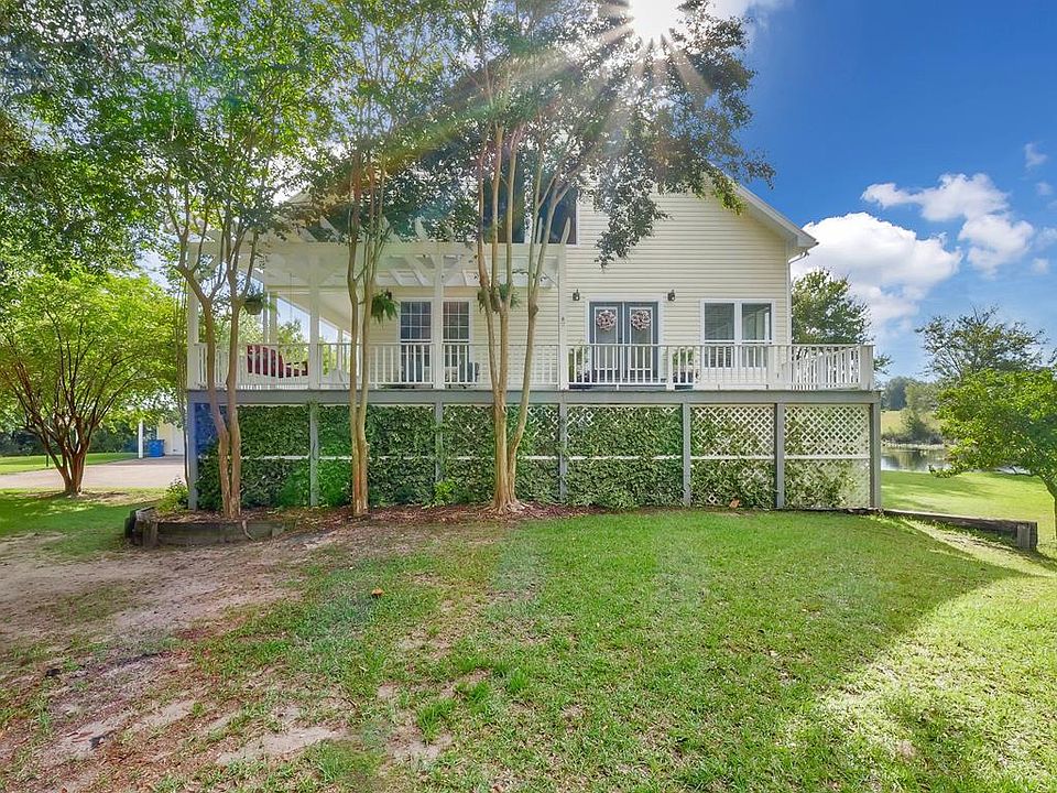 1st image of 81 Holly Cir