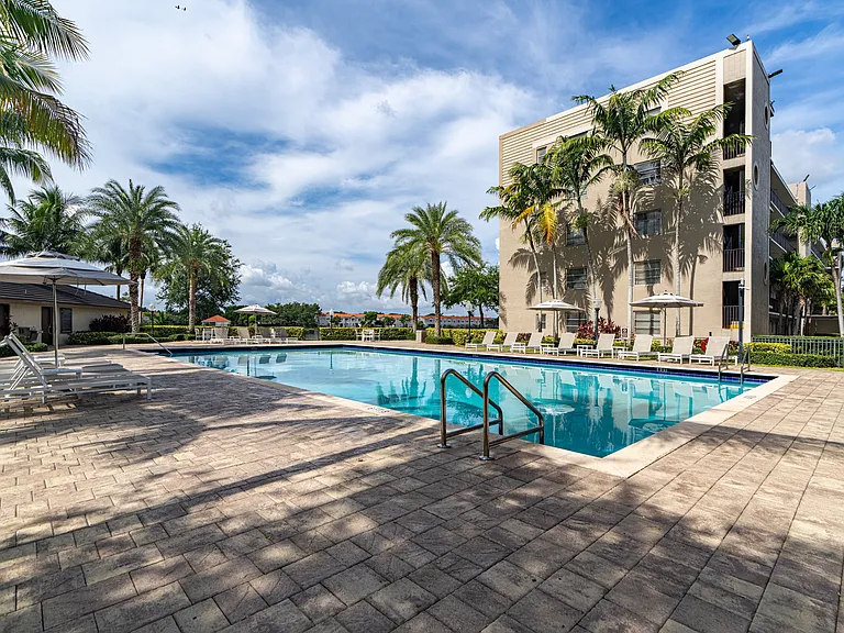 Legacy Lake Vista — Photo 15