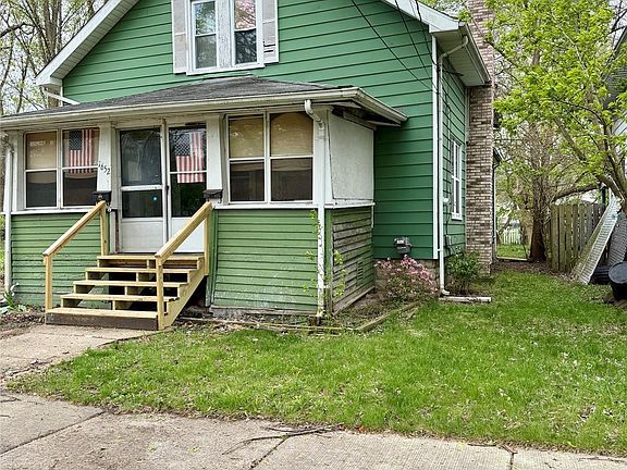 3rd image of 1652 Wisconsin Ave