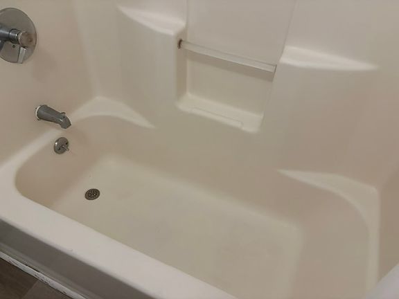 3rd image of 4669 N Park Ln #4669