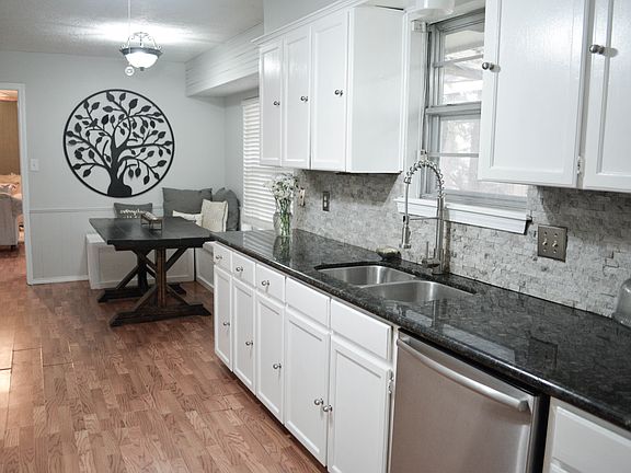 5th image of 518 Claremont Dr
