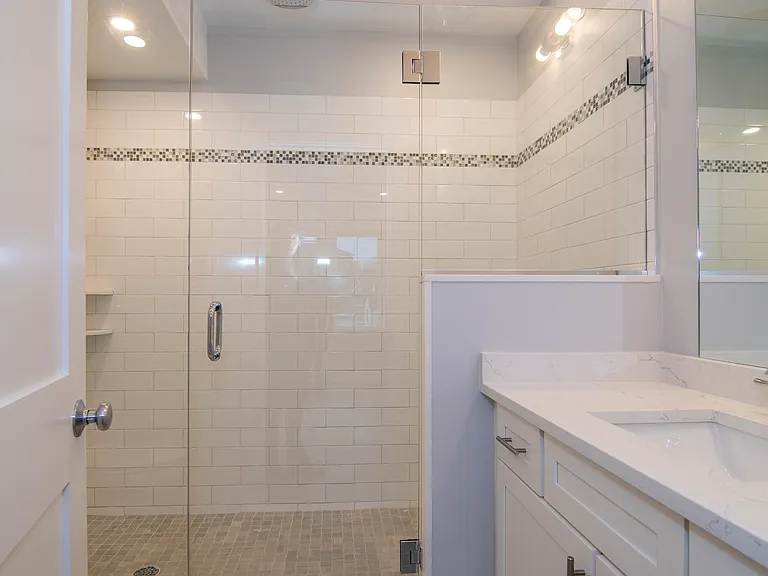 80 N Beacon St #6 — Photo 7