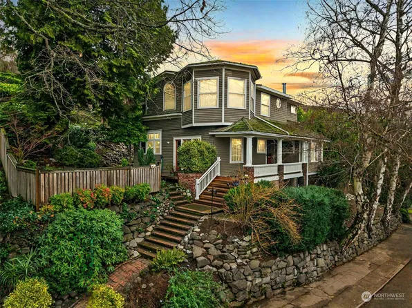 904 8th Avenue W, Seattle, WA 98119