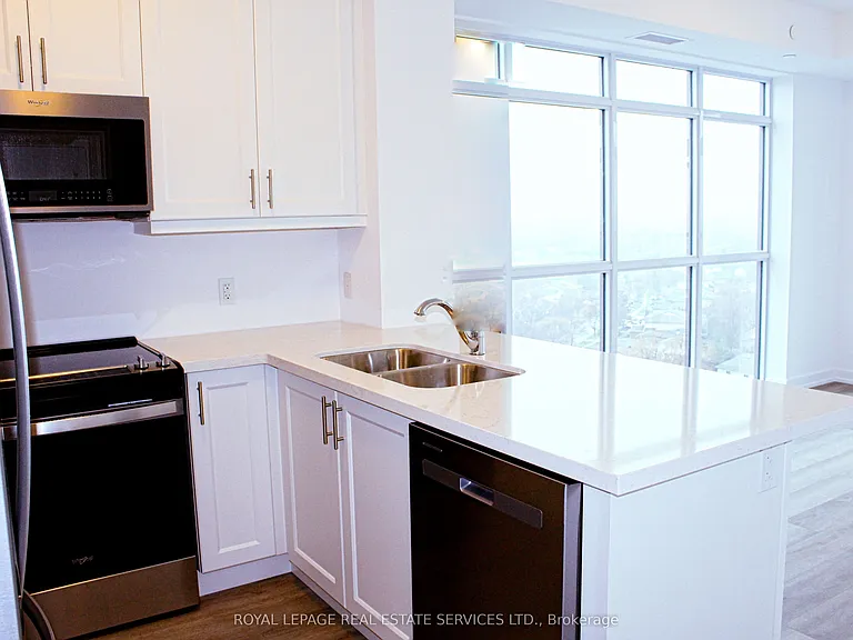460 Dundas St E #1102 — Photo 20