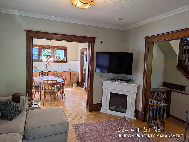 634 4th St NE — Photo 7