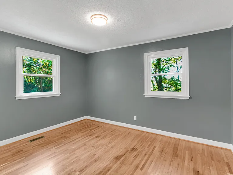134 Hamilton St — Photo 13