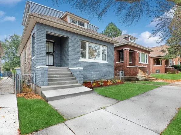 9207 S Merrill Ave, Chicago, IL 60617