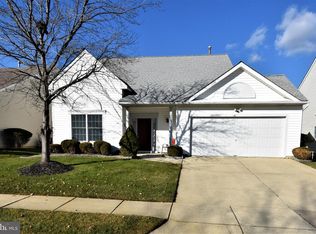 41 Wagon Wheel Ln, Columbus, NJ 08022