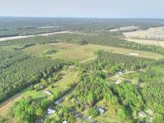 5th image of 237 Windsong Dr