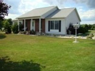 469 Hall Rd, Butler, PA 16001