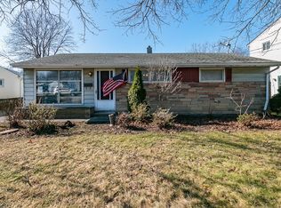 1032 Center Rd, Eastlake, OH 44095