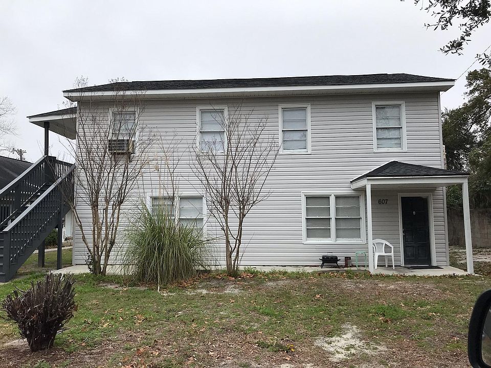 2nd image of 607 Maple St #B