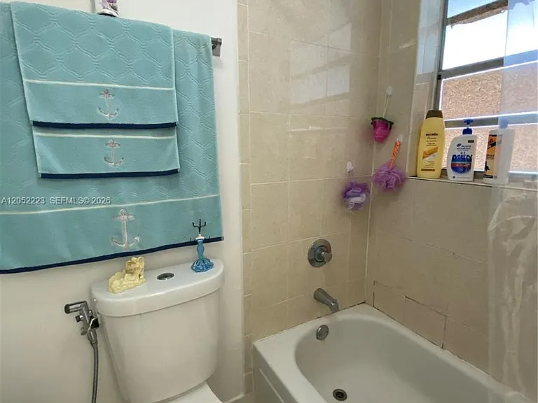 1755 W 60th St #D310 — Photo 18