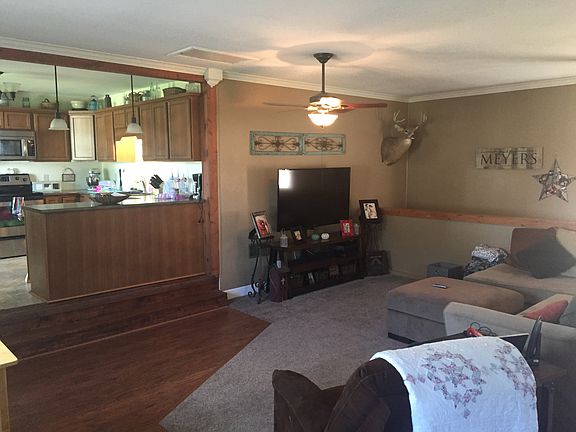 Living room / kitchen