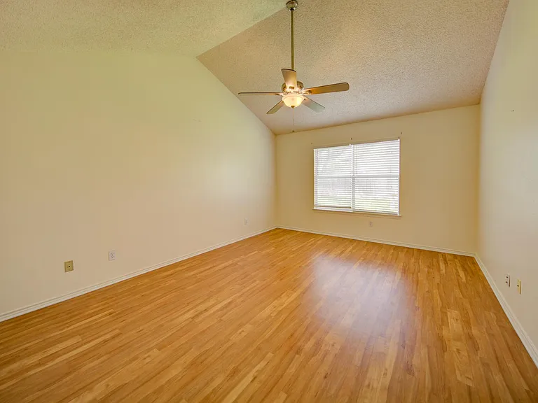 230 Cibolo Branch Dr — Photo 17