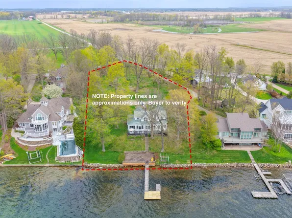 61305 Crooked Creek Rd, Cassopolis, MI 49031