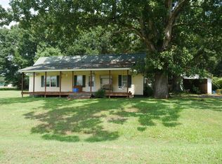 516 Old Muse Rd, Carrollton, GA 30116